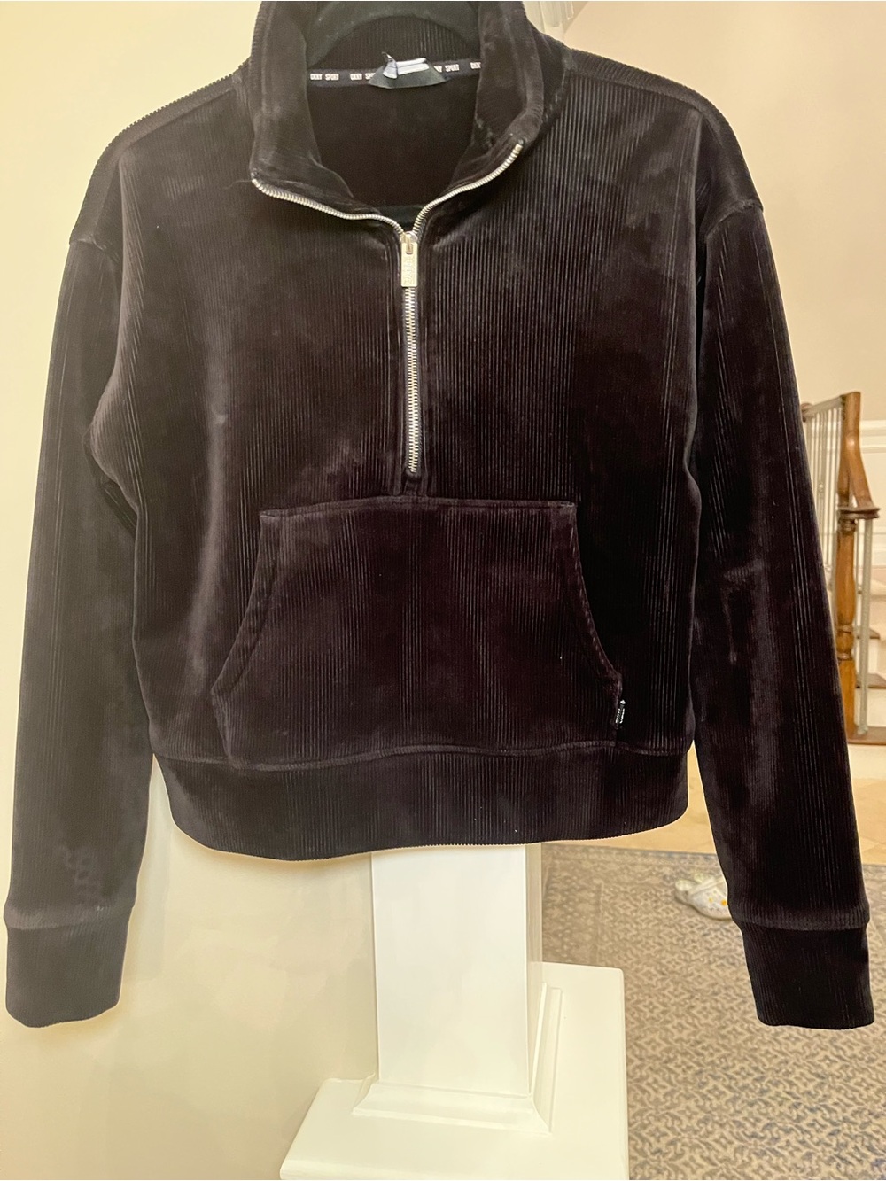 DKNY Sport Women’s XS Black Velour Corduroy Quarter Zip Pullover Kangaroo Pocket